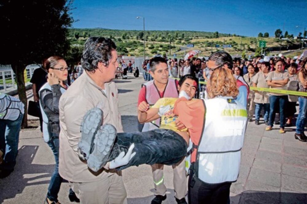 Realizan simulacros en seis delegaciones