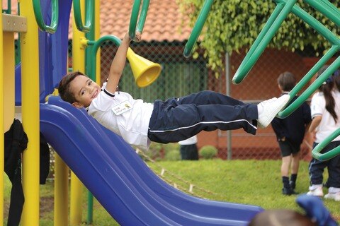 Captan bienvenida en ‘selfie’ de sus alumnos