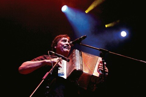 Tributo de Canal Once