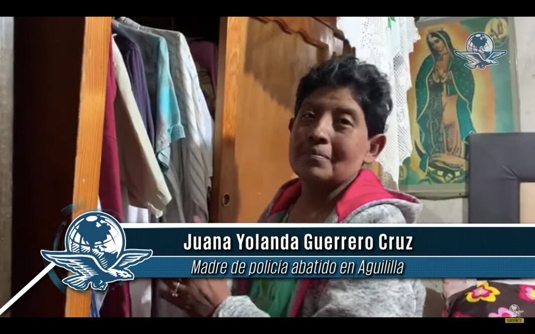 Juana Yolanda, madre de Arturo Jonathan, quien fue abatido el lunes, no se despegó del féretro de su hijo durante su velorio.