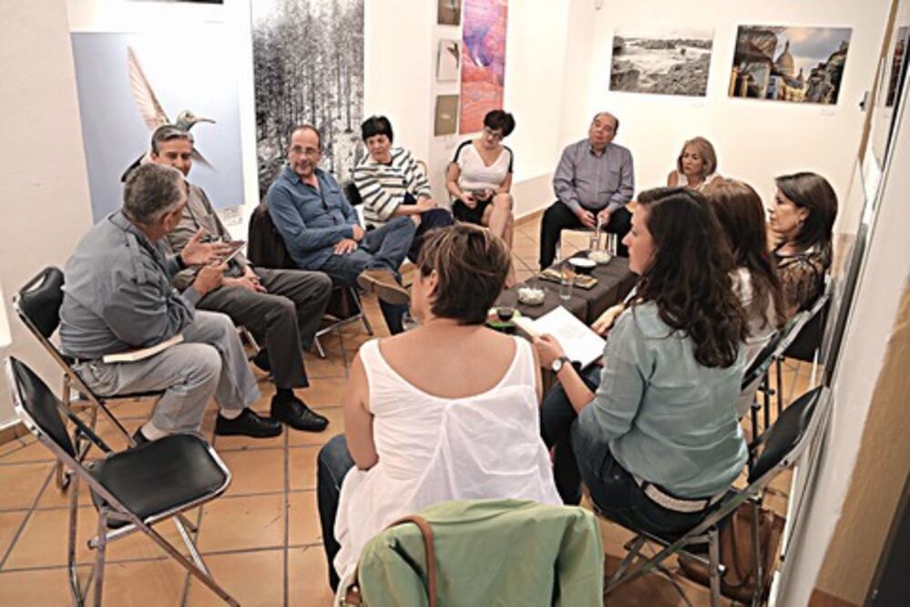 Ignacio Padilla se reúne con lectores