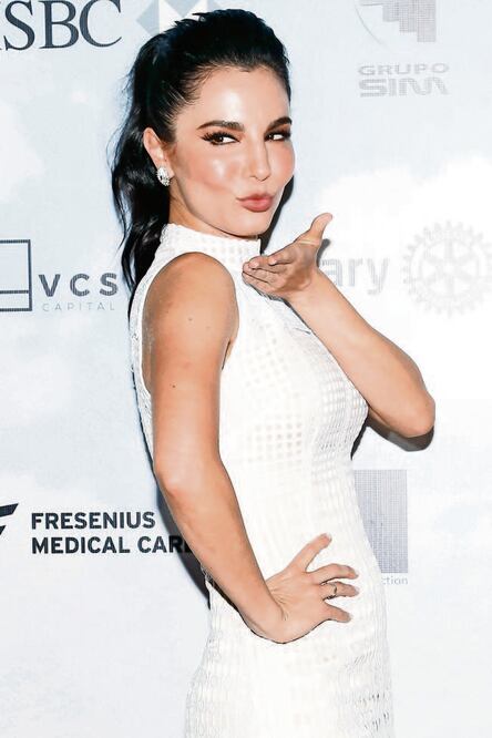 Martha se acercó a una paciente real. (AGUSTIN SALINAS. EL UNIVERSAL)