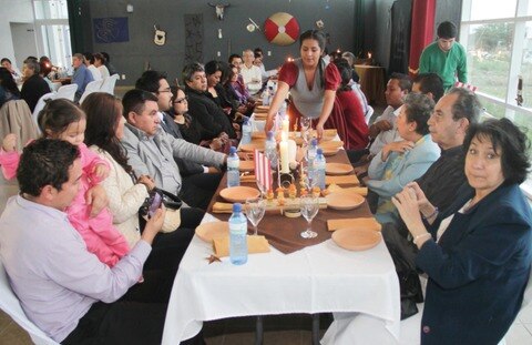 Ofrecen estudiantes de Gastronomía cena vikinga