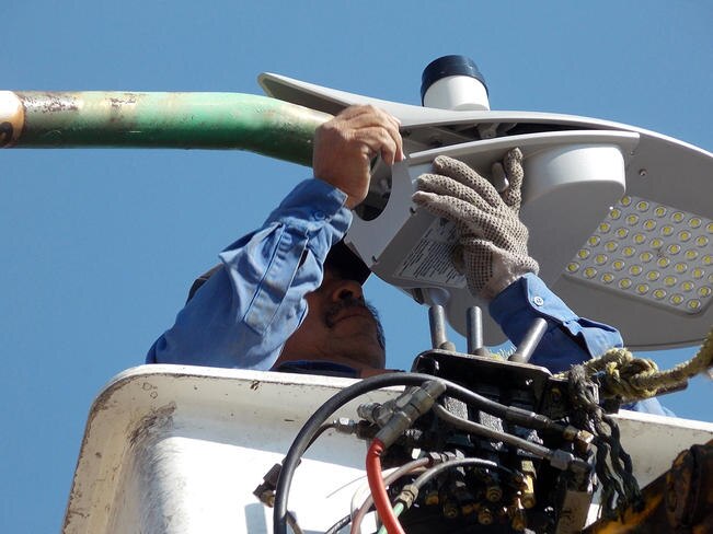 Con 350 mdp instalarán 10 mil lámparas en la capital