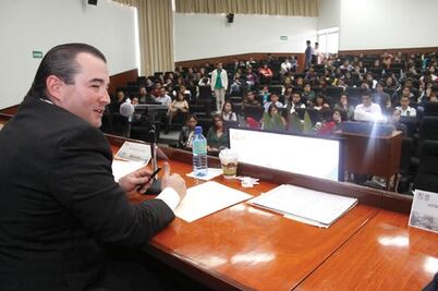 Chantajea PAN con caso Oceanografía