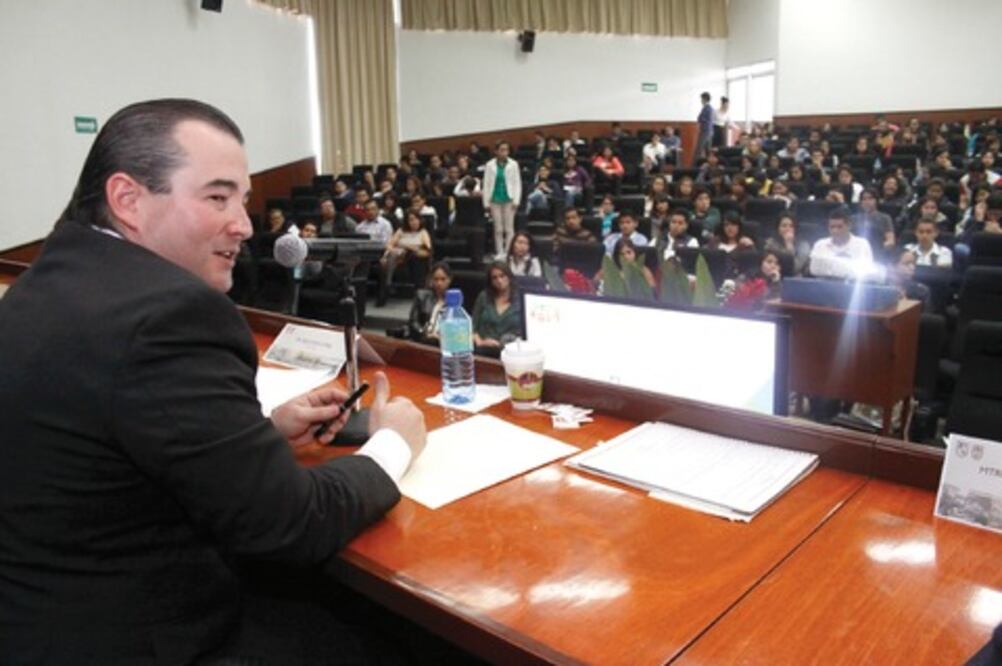 Chantajea PAN con caso Oceanografía