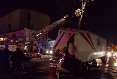 Sin luz tres colonias de la capital