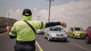 Reportan cierre total a la circulación en Puente de Tejeda​, en Corregidora