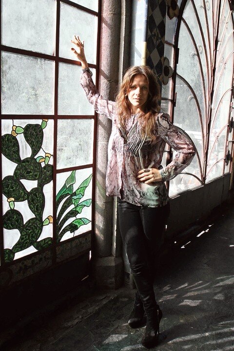 Llena de efectos visuales, KM31