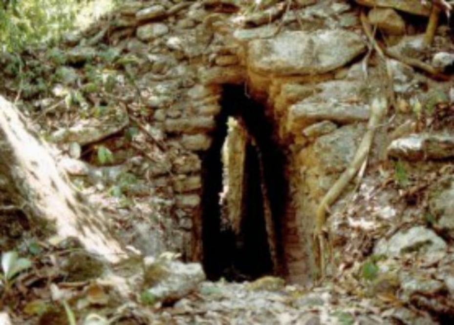 Trazan mapa arqueológico maya en Campeche