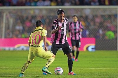  ‘Dinho’  cumple 500 minutos en Gallos