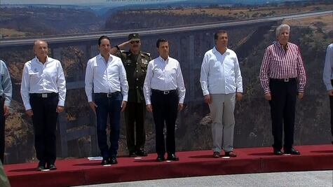 Presidencia endurece revisión a reporteros en acto de EPN