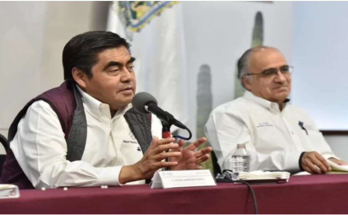 "Los pobres estamos inmunes" al coronavirus, dice Barbosa