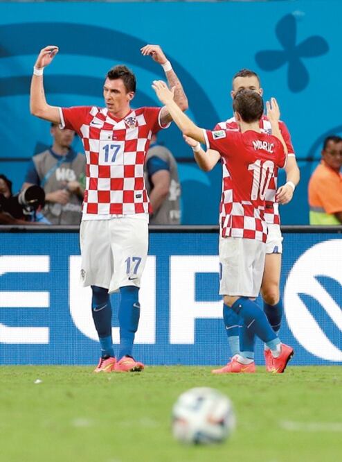 Croacia cumple y va por México 