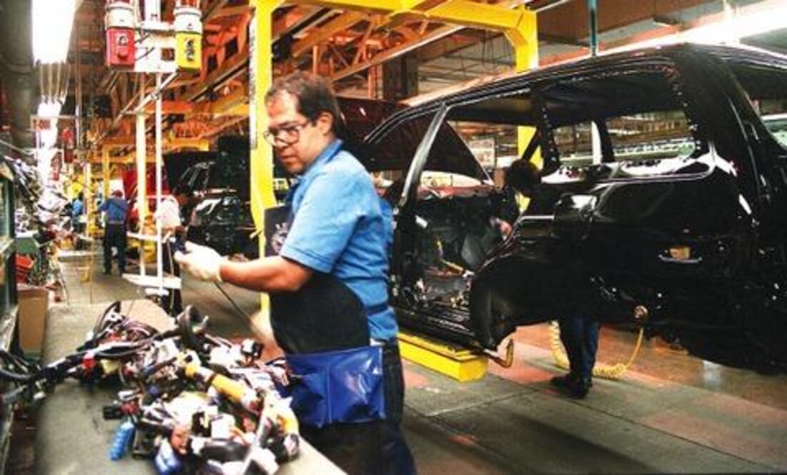 Sector automotriz aporta 10% del PIB
