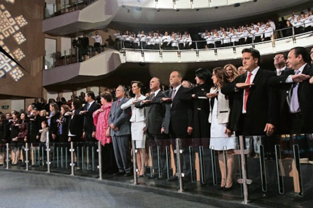 Rinde informe de actividades