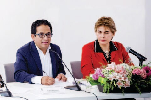 “Deuda sería para beneficio social”