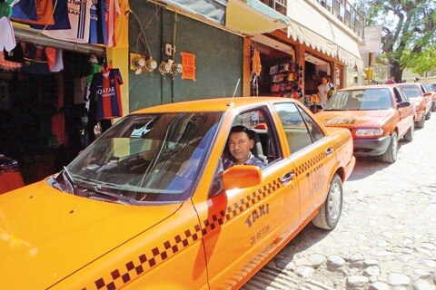 Se quejan en Jalpan por alza en la tarifa 