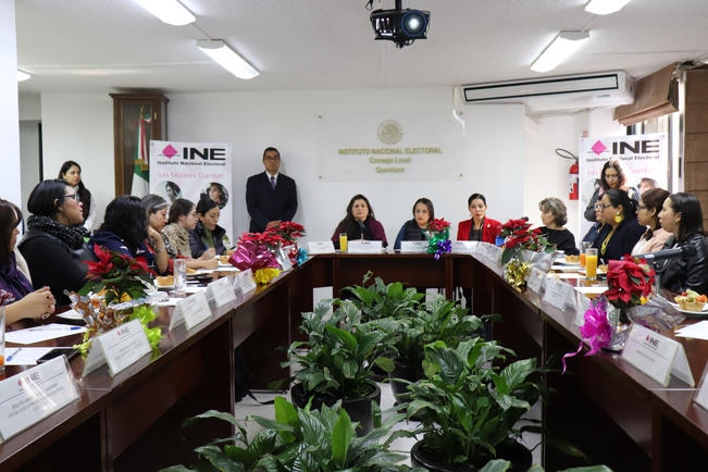 Presentan en el INE Las Mujeres Cuentan