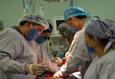 Preparan primer trasplante de corazón