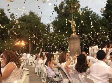 Multan a empresa de Diner in Blanc 