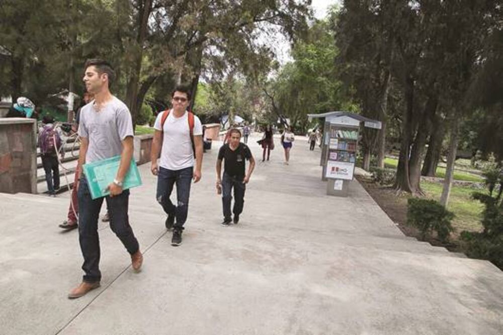 UAQ trabaja para garantizar acceso 