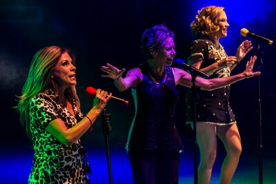 Flans transporta al público a otra década