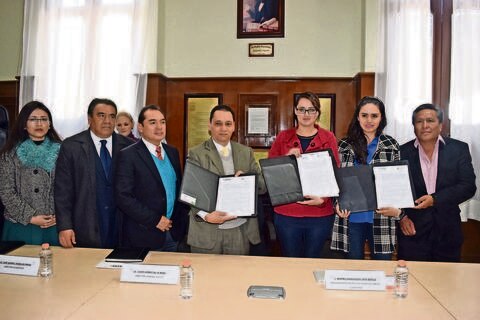 Icateq y Escobedo signan convenio