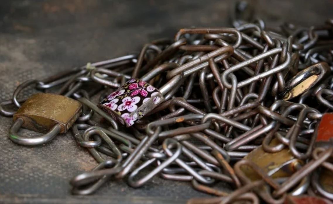 Rescatan a 23 víctimas de trata en "fábrica de bebés" en Nigeria