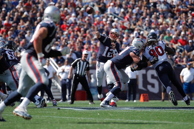 Patriots remonta al final