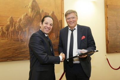 Francisco Domínguez inicia gira en Milán, Italia