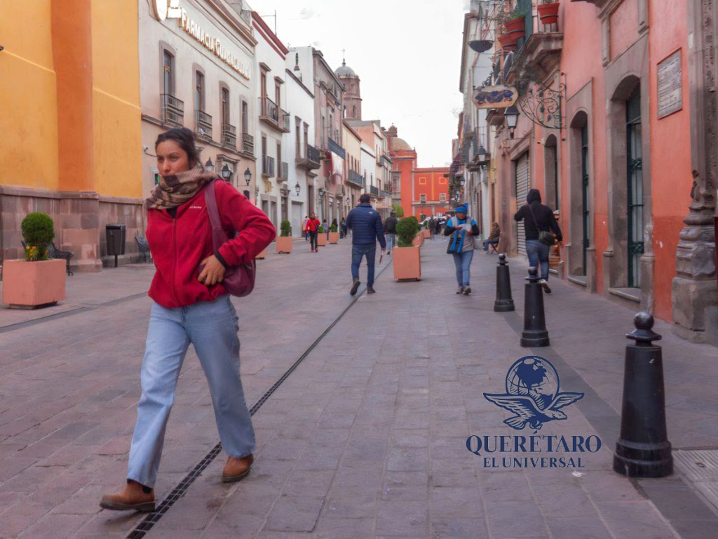 Queretanos, por frente frío, sacan los abrigos