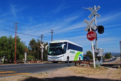 Riesgoso y rezagado, transporte suburbano
