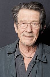 Diagnostican cáncer a  John Hurt