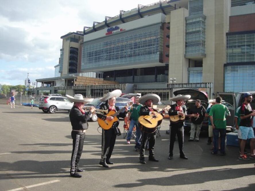 Al compás de melodías mexicanas, se eriza la piel en el hogar de ‘Pats’