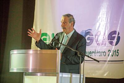 Pemex debe ponerse las pilas, dice Fox