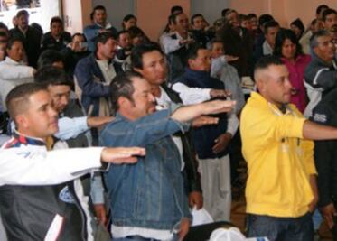 Toman protesta en Amealco