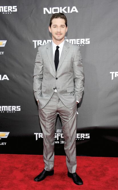 Shia ataca a Carrey pero en privado