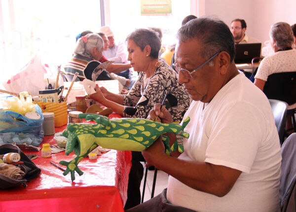 Atiende Centro de Día 600 adultos mayores