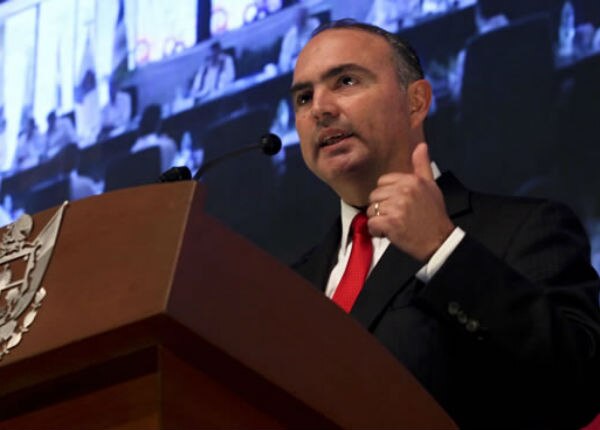 Anteponer bien común a intereses