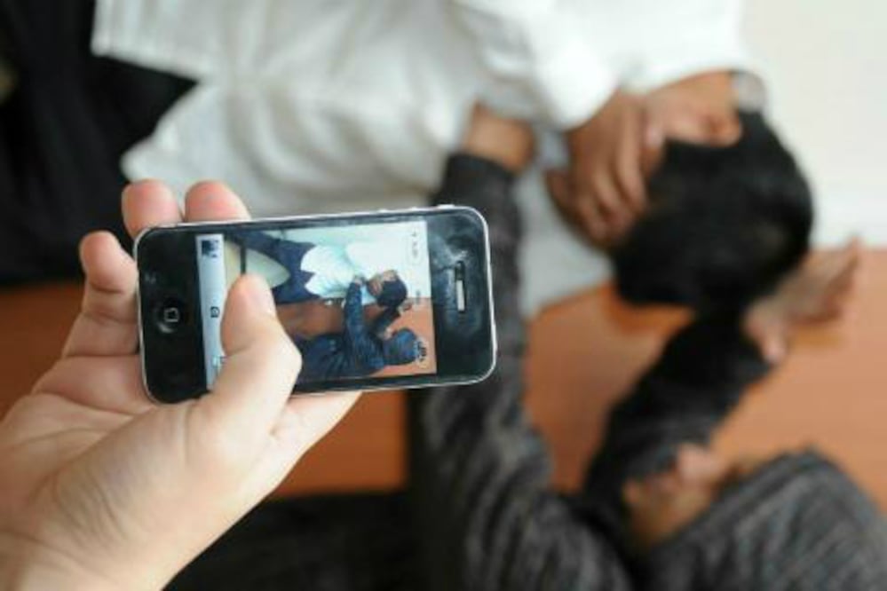 Enfrentan casos de bullying 