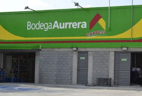 Frenan instalación   de bodegas Aurrera