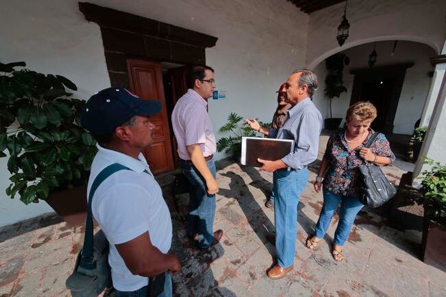 Cesan a 30 burócratas de San Juan; van 150