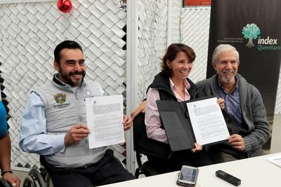 Capital firma convenio con Index a favor de personas vulnerables