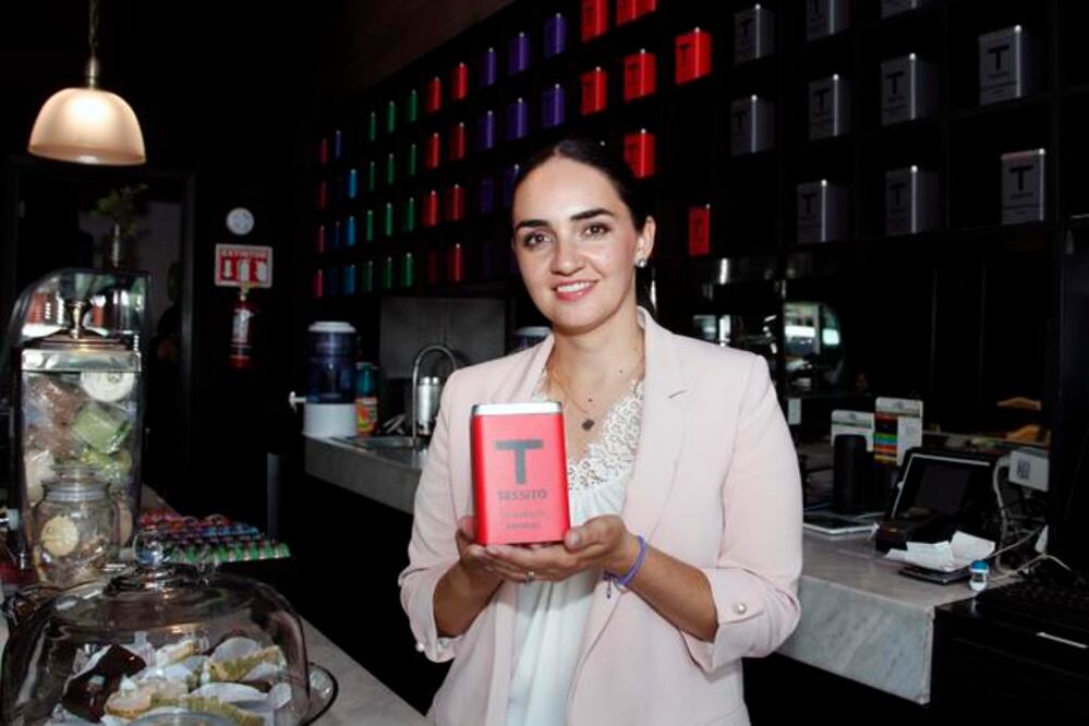 La emprendedora cuenta con orgullo que la esencia de su madre está impregnada en cada parte de la empresa. FOTO: GUILLERMO GONZÁLEZ