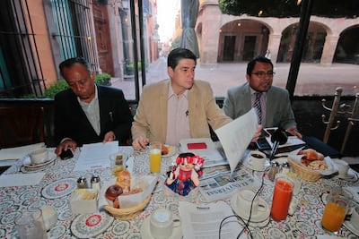 Encuestas definirán a candidatos: Morena