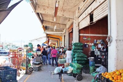  Avanzan pláticas para construir tren ligero