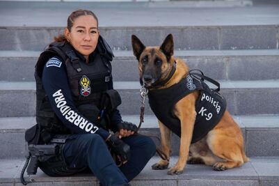 Erika y "Alex", un duo ocupado de la seguridad en Querétaro