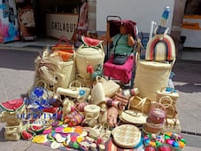 Piden ordenar a ambulantes con dignidad y respeto