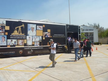 Capacita Pemex con cine